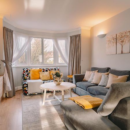 Modern Flat By The Underground. Apartamento Londres Exterior foto