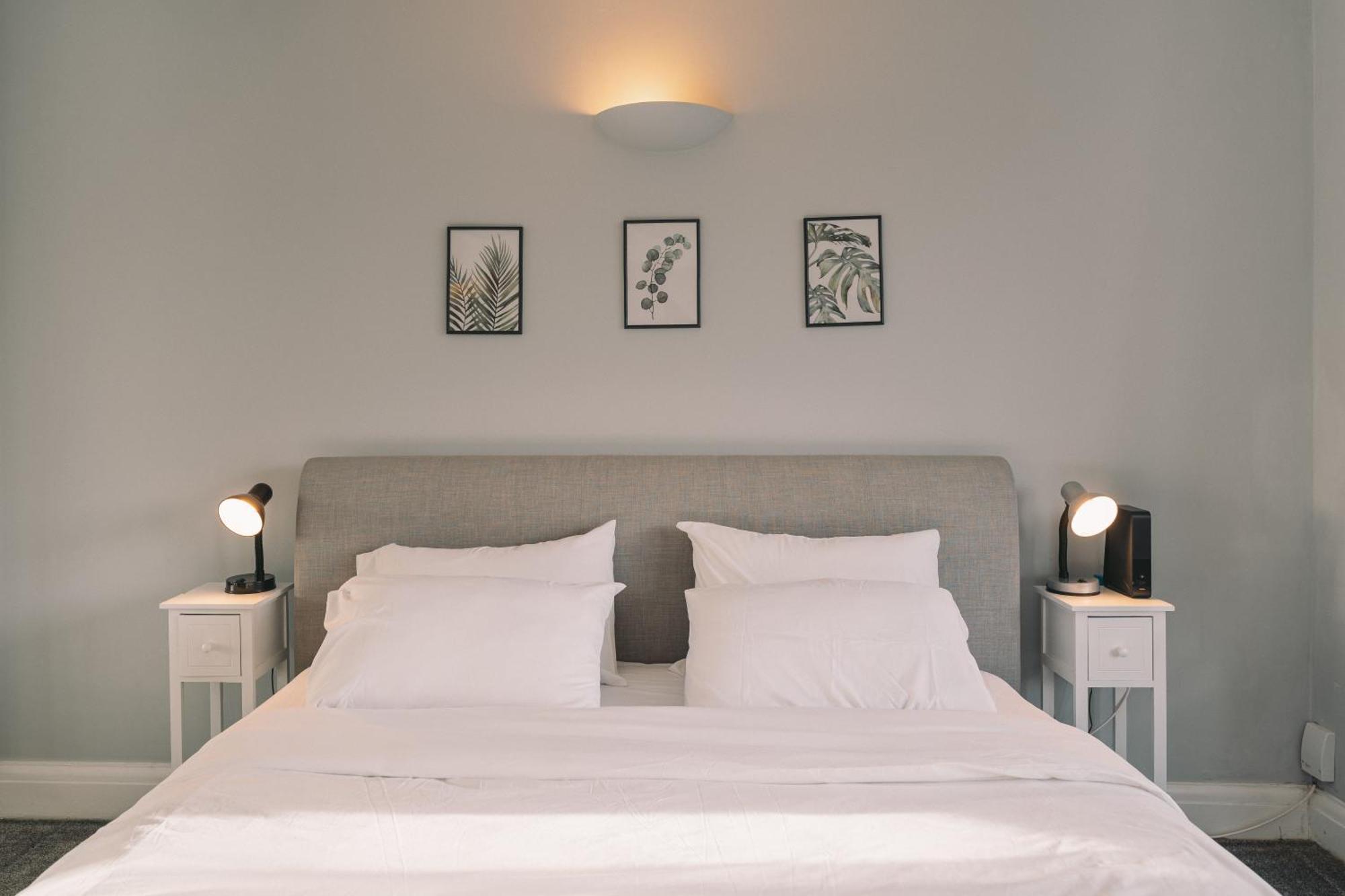 Modern Flat By The Underground. Apartamento Londres Exterior foto